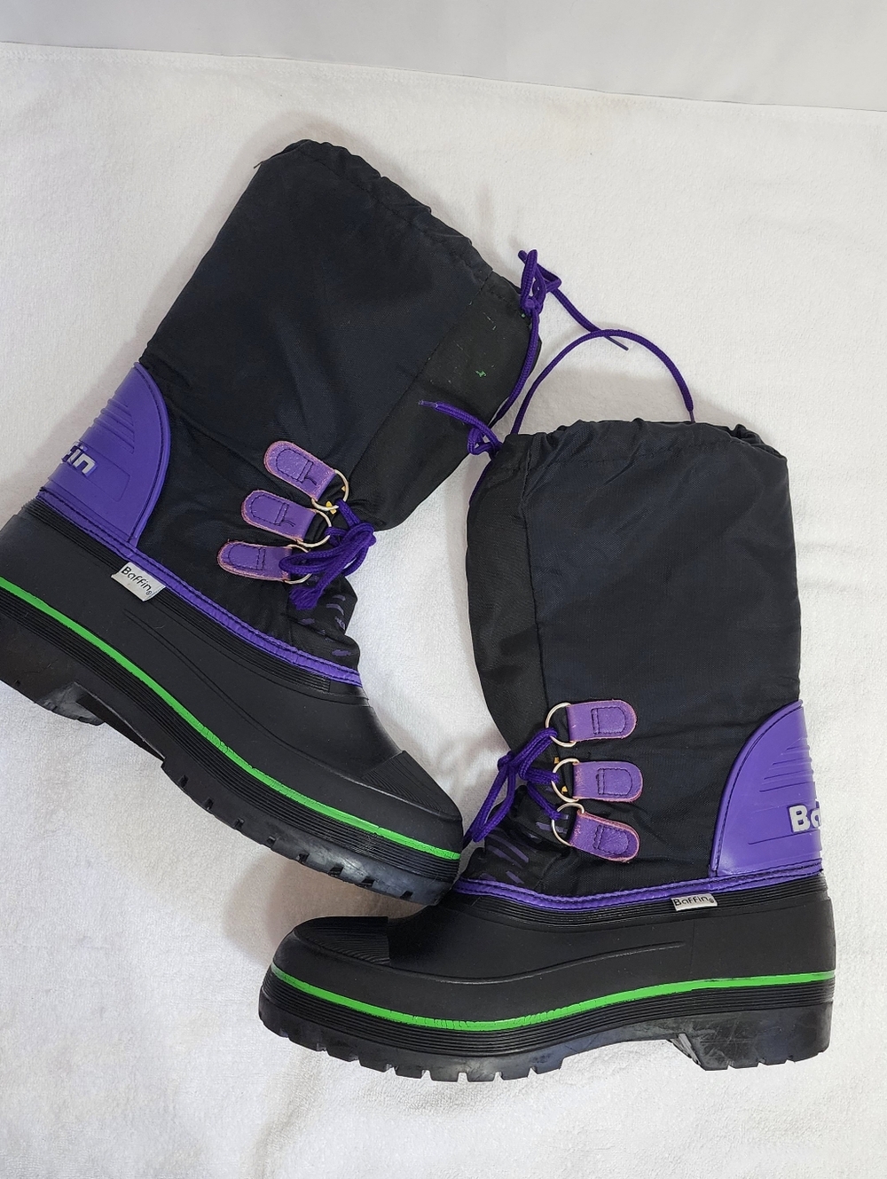 Baffin Winter Snow Boots Women’s Size 10 Black Purple Insulated Waterproof
